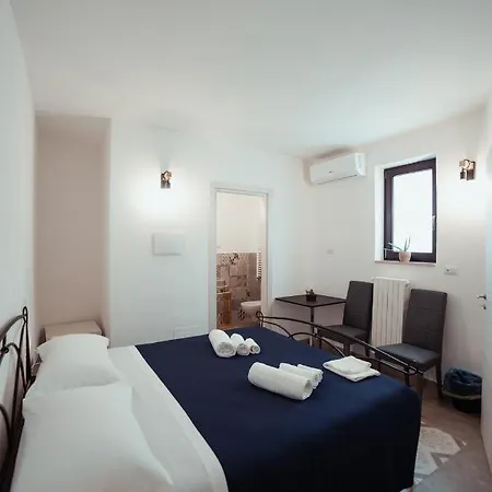 Villino Tortorelli Guest house *