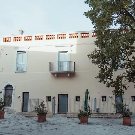 Villino Tortorelli 3* 马泰拉